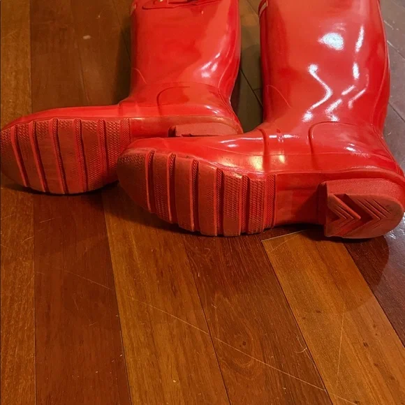 Hunter Bold Red Waterproof Boots Men 9 Women 10 - Picture 5 of 7